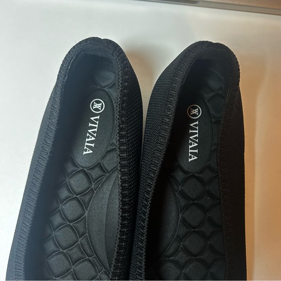 Vivaia Lightweight Pointed-Ballet Flats (Aria Walker) in Black - Picture 3 of 10